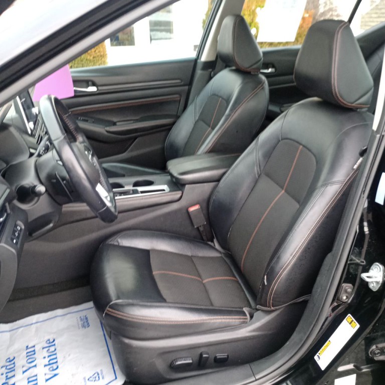 2020 Nissan Altima Image 14