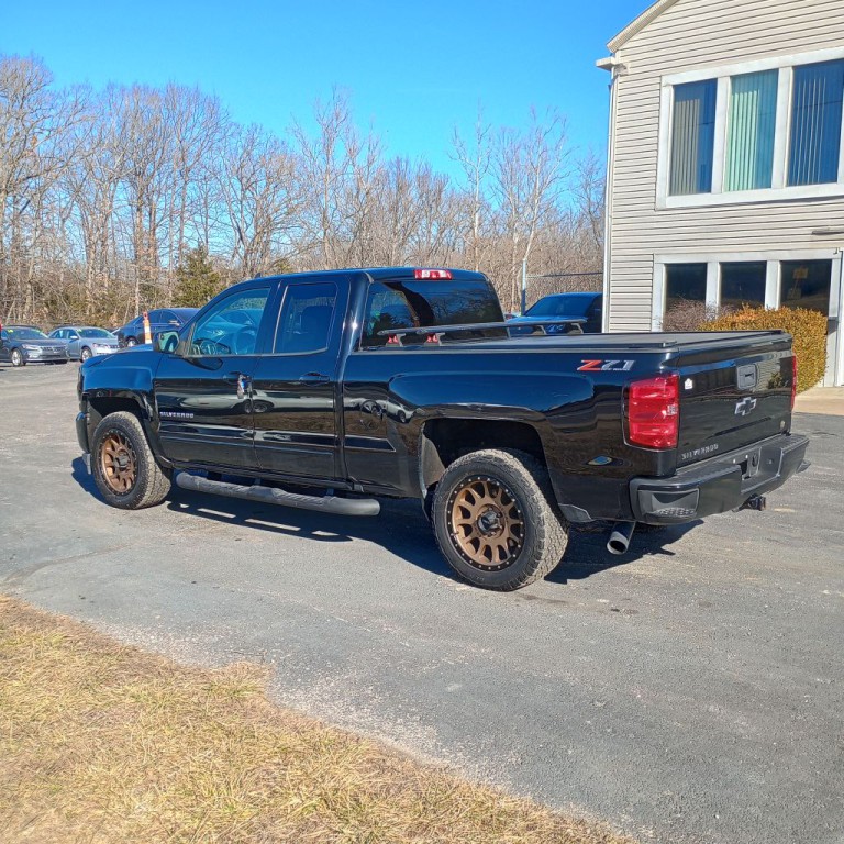 2018 Chevrolet Silverado 1500 Image 3