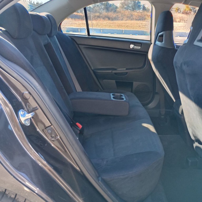 2012 Mitsubishi Lancer Image 20