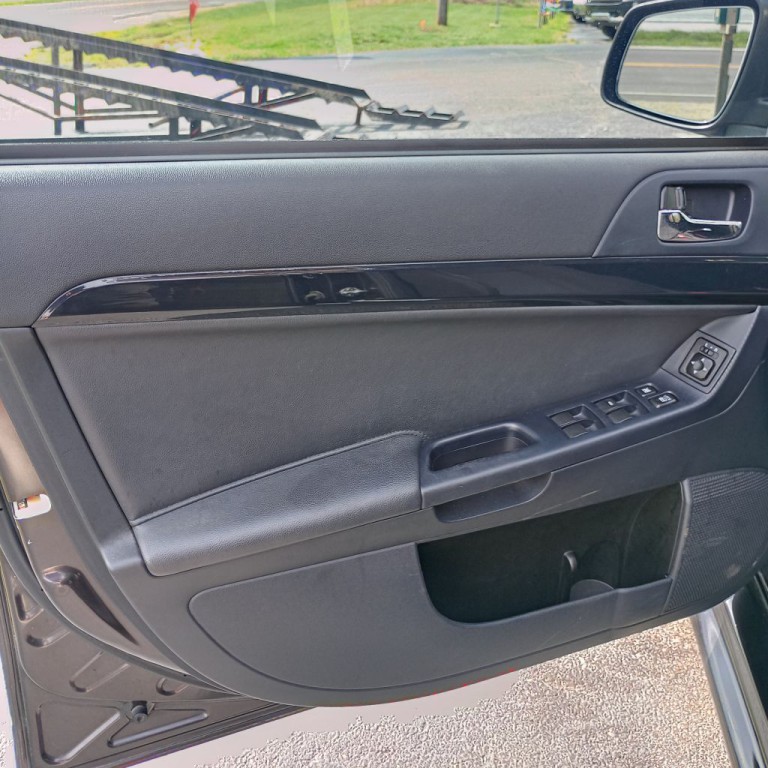 2012 Mitsubishi Lancer Image 11