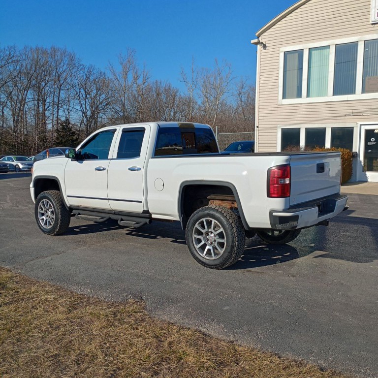 2015 GMC Sierra Image 3