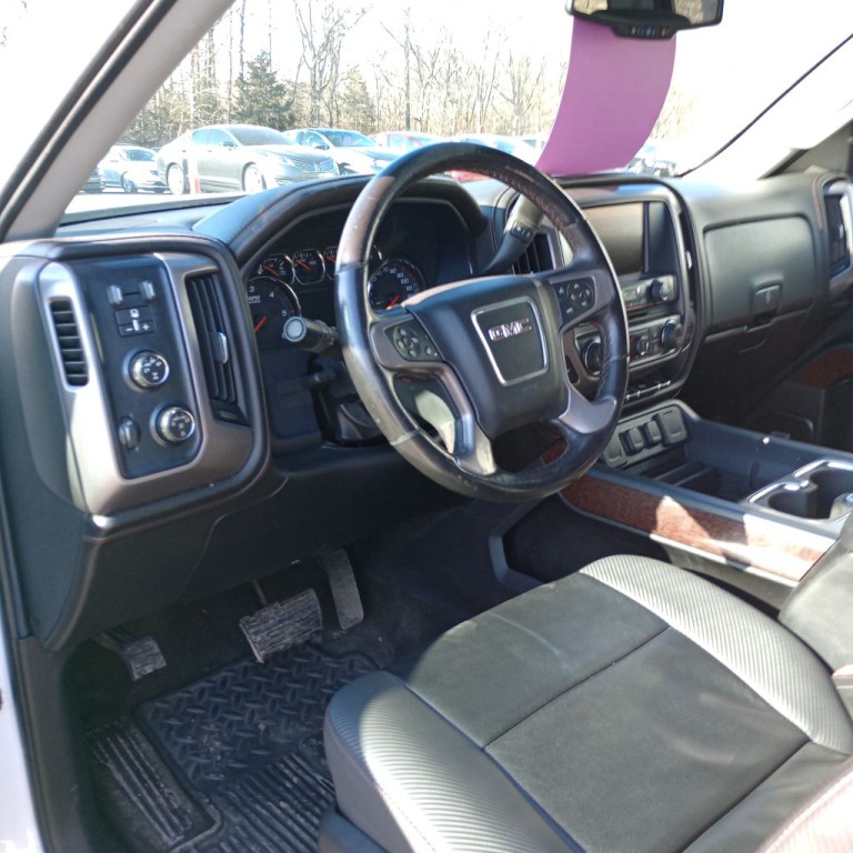 2015 GMC Sierra Image 9