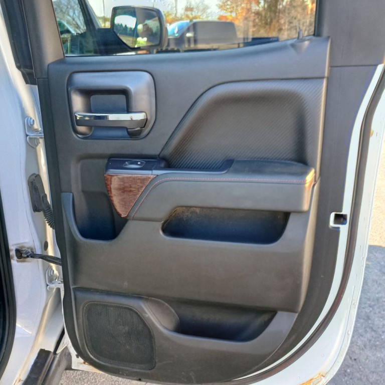 2015 GMC Sierra Image 19