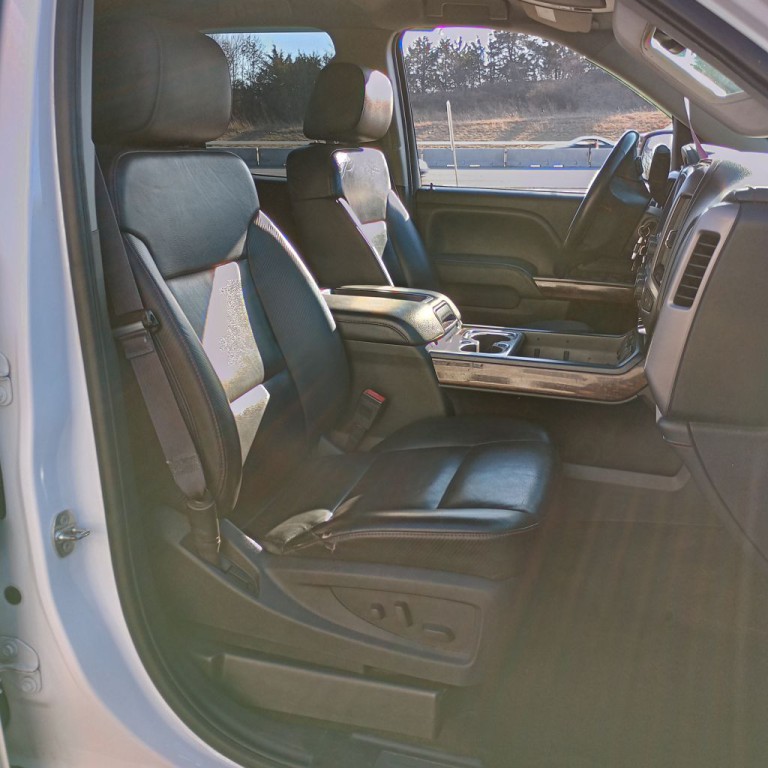 2015 GMC Sierra Image 22