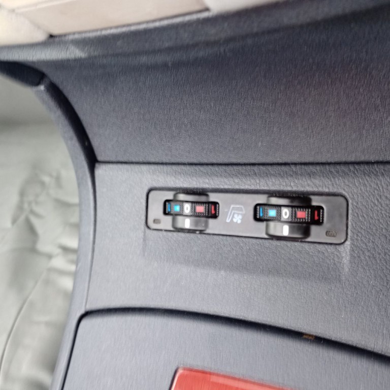 2007 Lexus ES Image 14