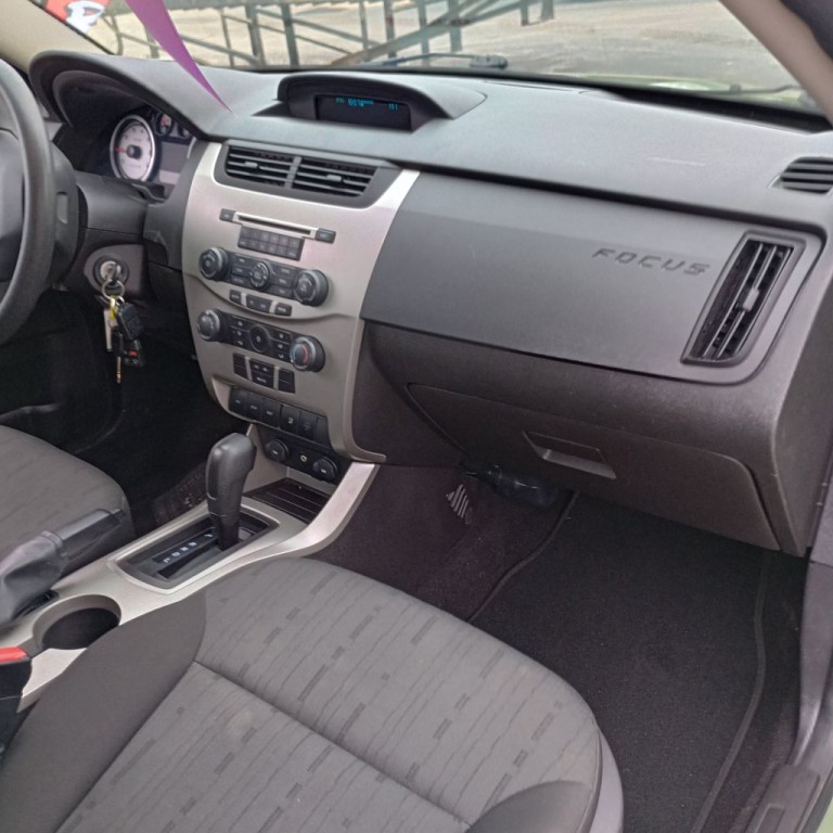 2008 Ford Focus Image 21