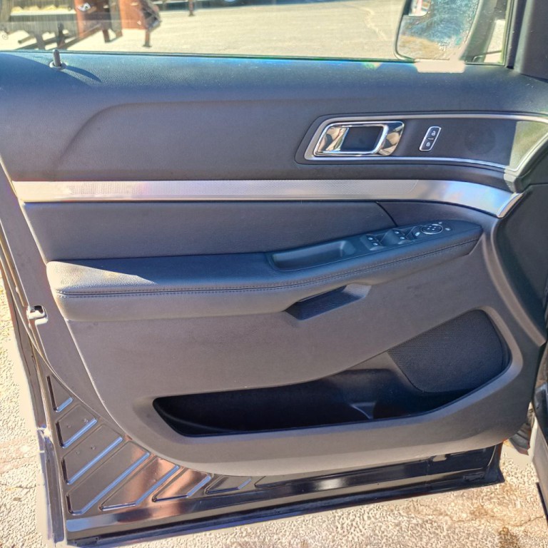 2019 Ford Explorer Image 11