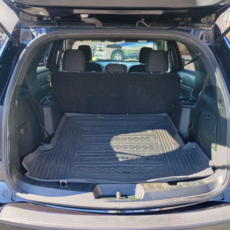 2019 Ford Explorer Image 17