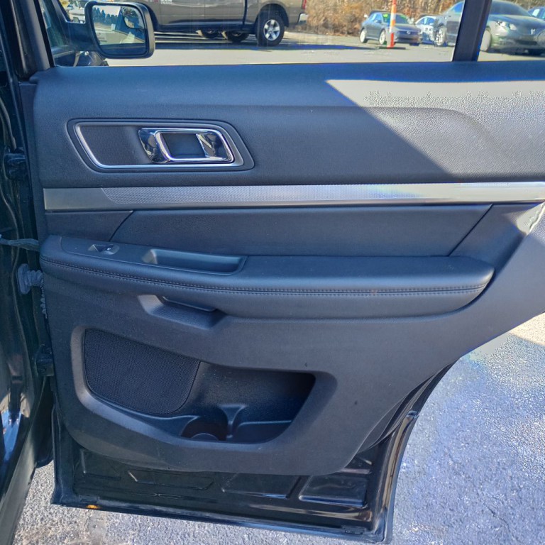 2019 Ford Explorer Image 19