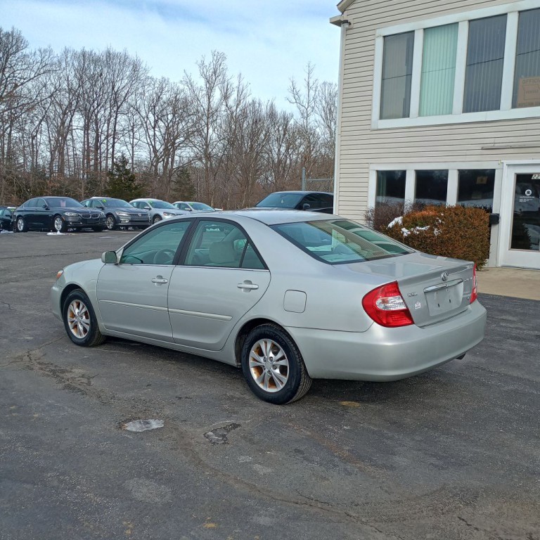 2004 Toyota Camry Image 3