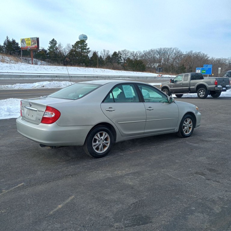 2004 Toyota Camry Image 5