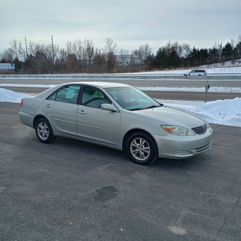 2004 Toyota Camry Image 7