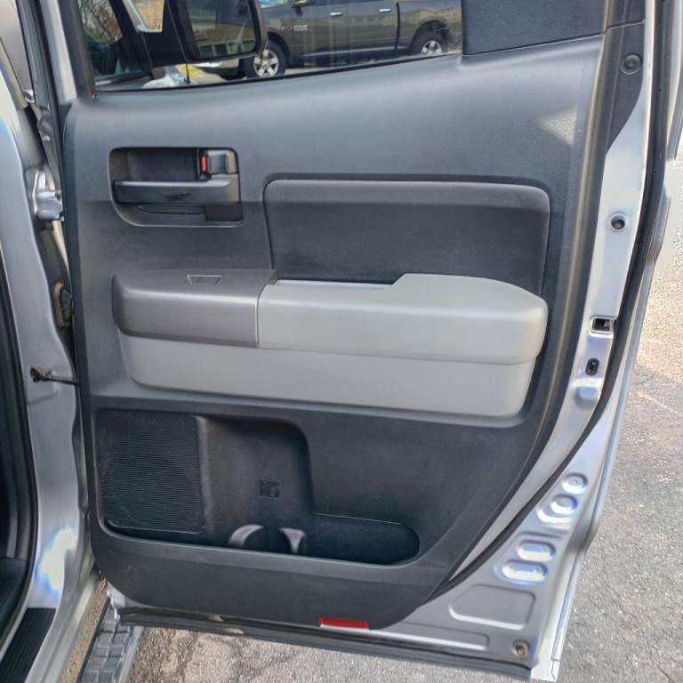 2012 Toyota Tundra Image 18