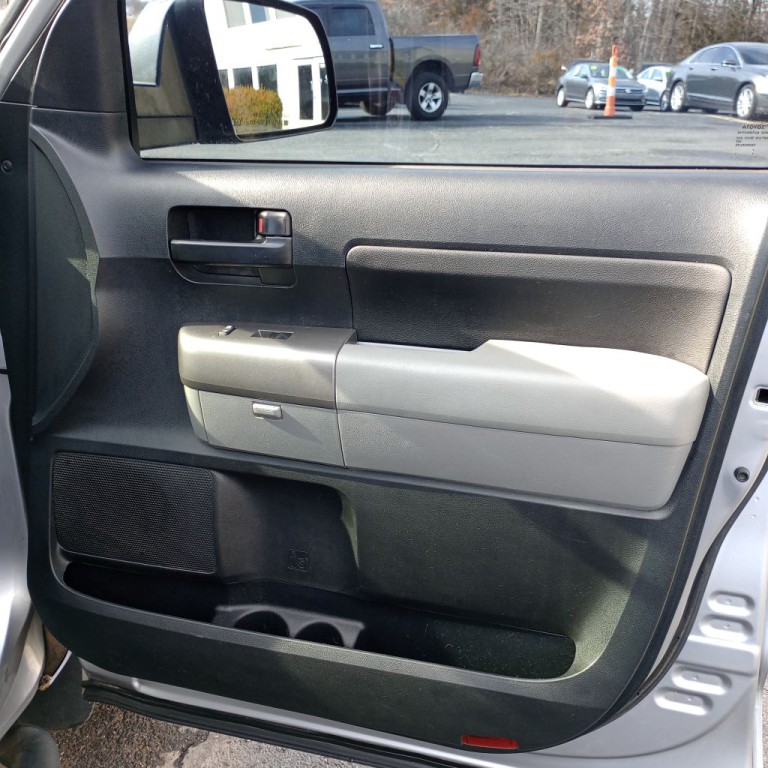 2012 Toyota Tundra Image 21