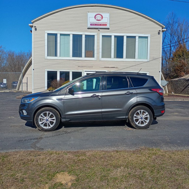 2018 Ford Escape Image 2