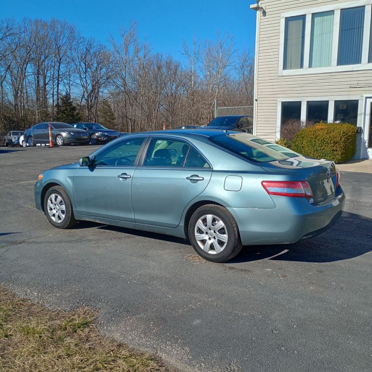2010 Toyota Camry Image 3