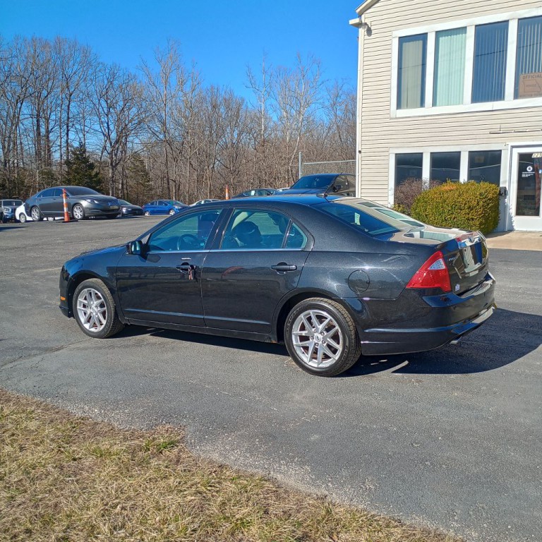 2011 Ford Fusion Image 3