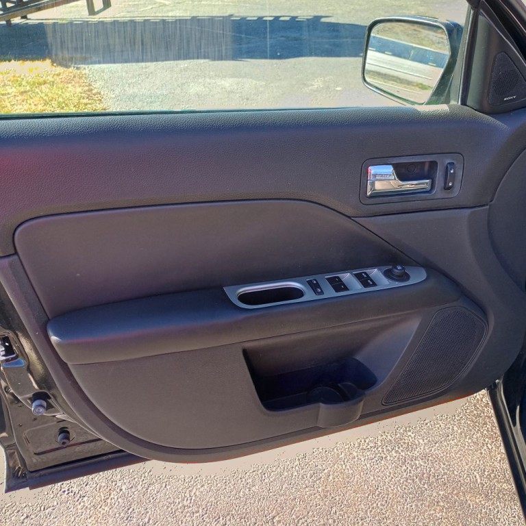 2011 Ford Fusion Image 11