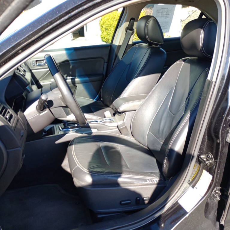 2011 Ford Fusion Image 14