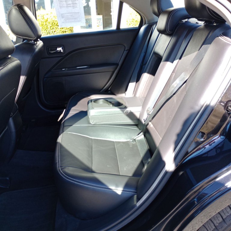 2011 Ford Fusion Image 17