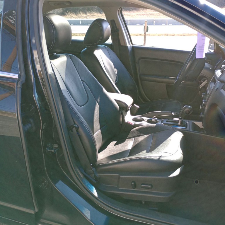 2011 Ford Fusion Image 23