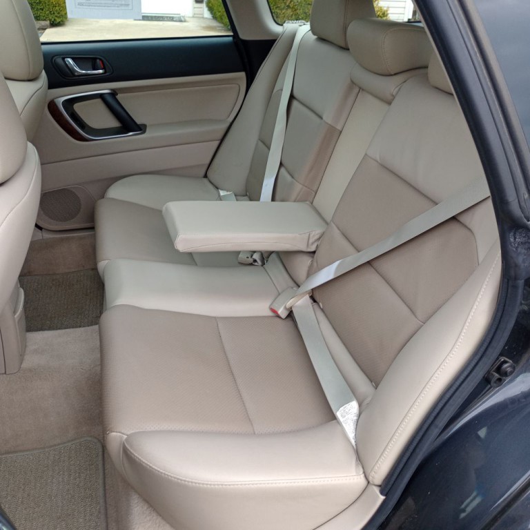 2008 Subaru Outback Image 18