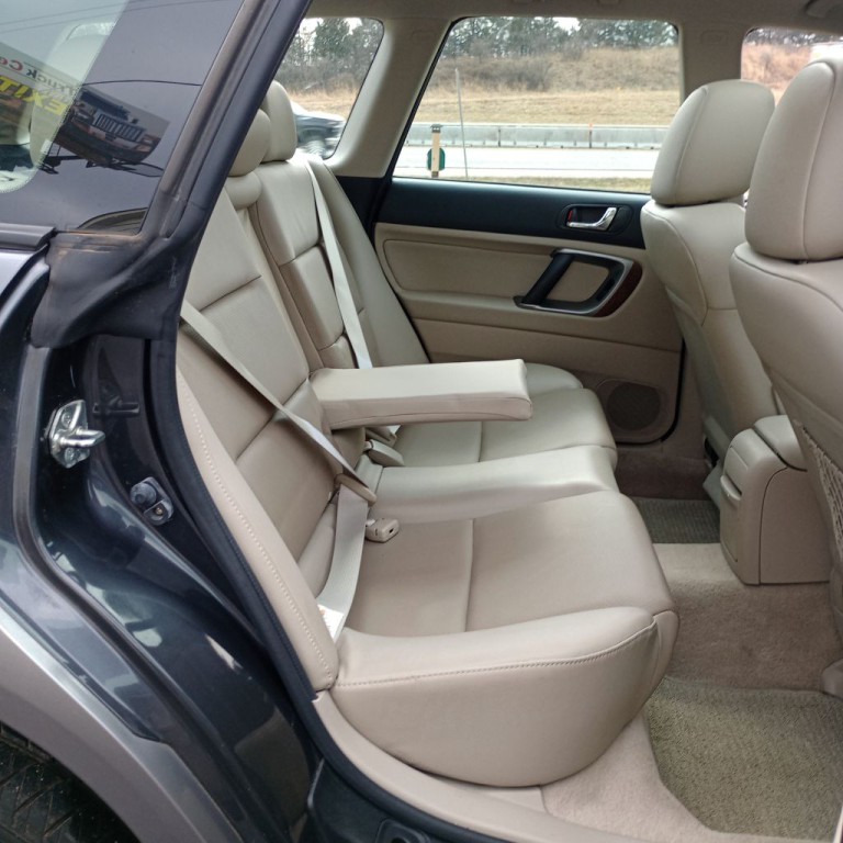 2008 Subaru Outback Image 21