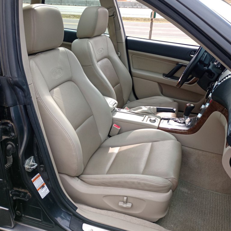 2008 Subaru Outback Image 24