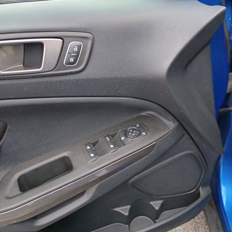 2020 Ford Econoline Image 12