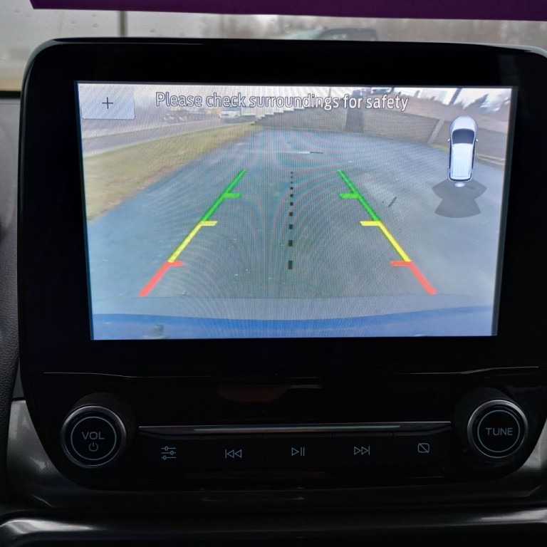 2020 Ford Econoline Image 13