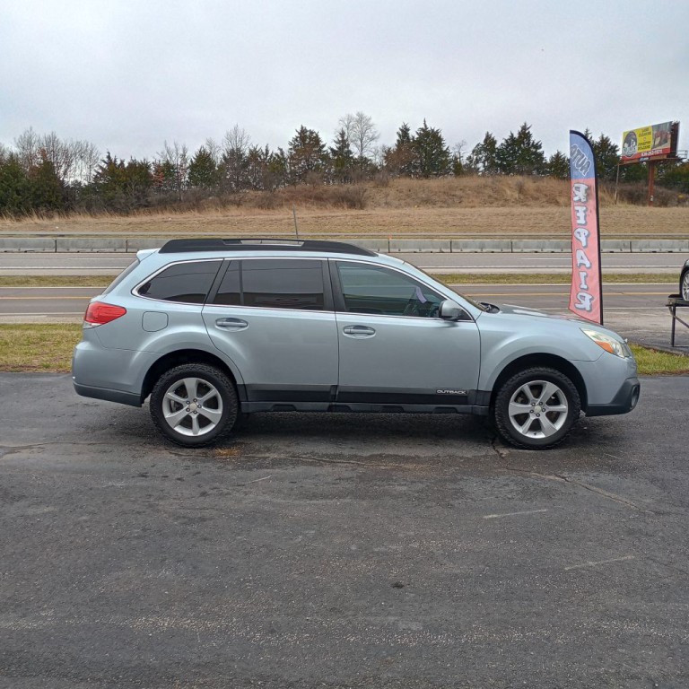 2014 Subaru Outback Image 6