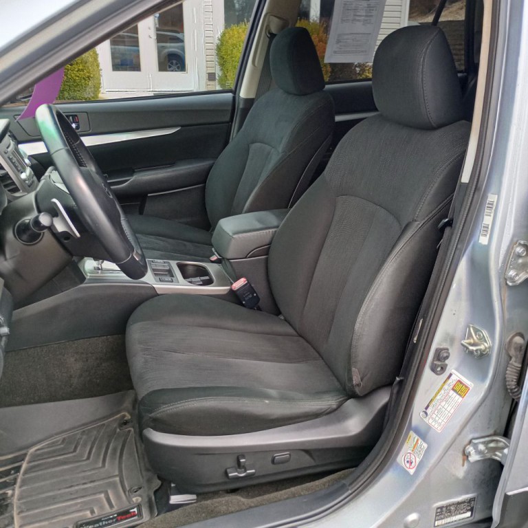 2014 Subaru Outback Image 15