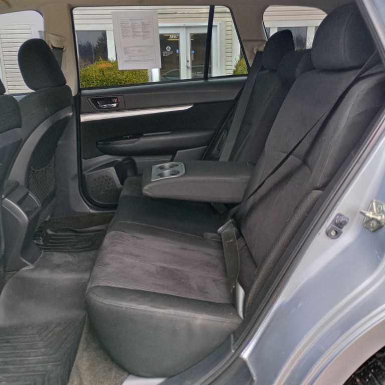 2014 Subaru Outback Image 17