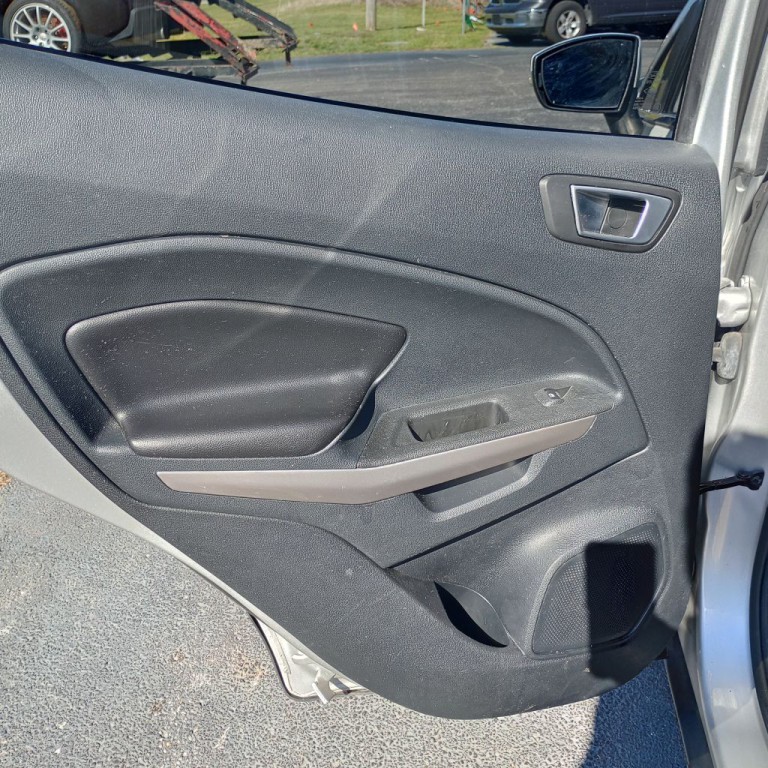 2019 Ford Econoline Image 17