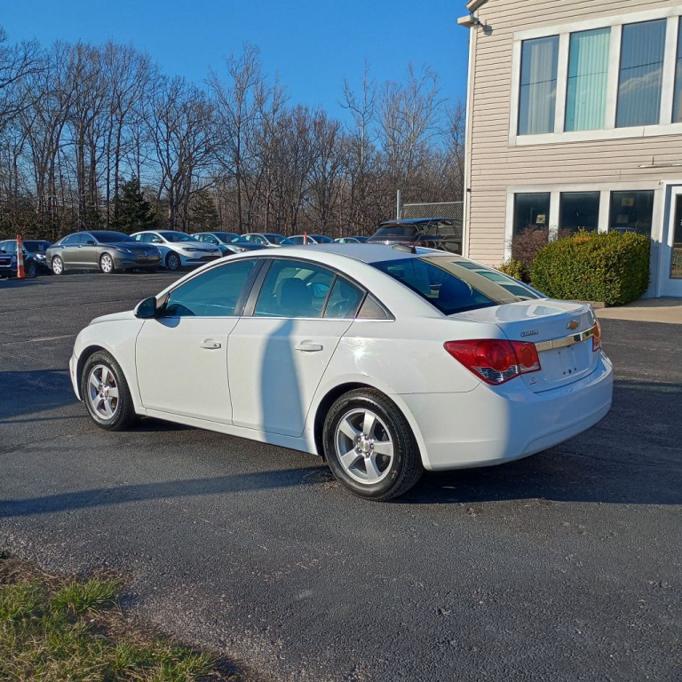 2016 Chevrolet Cruze Image 3