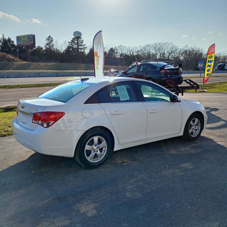 2016 Chevrolet Cruze Image 5