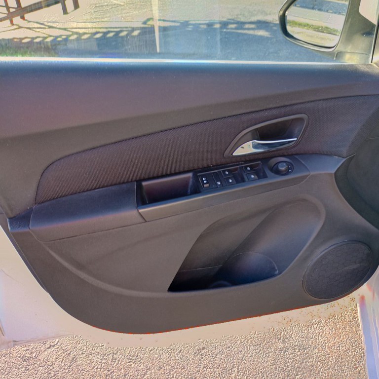 2016 Chevrolet Cruze Image 11