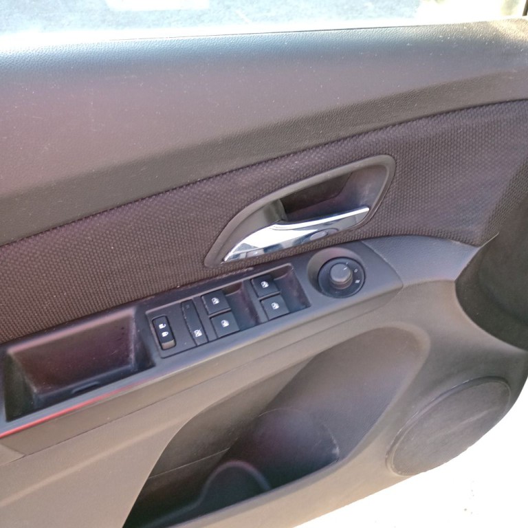 2016 Chevrolet Cruze Image 12