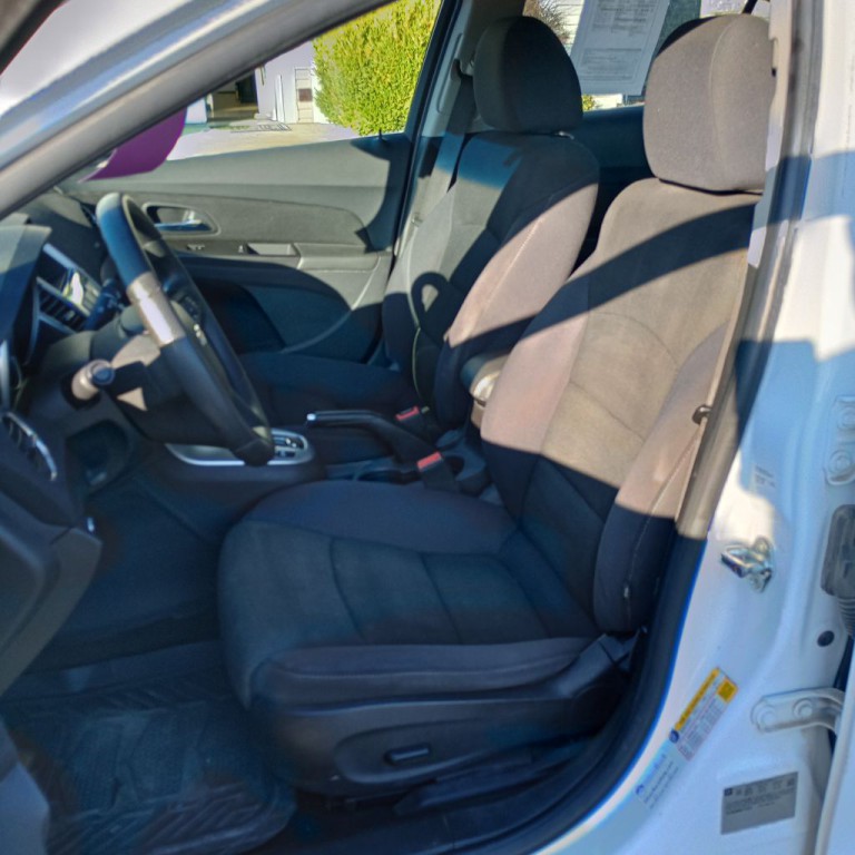 2016 Chevrolet Cruze Image 15