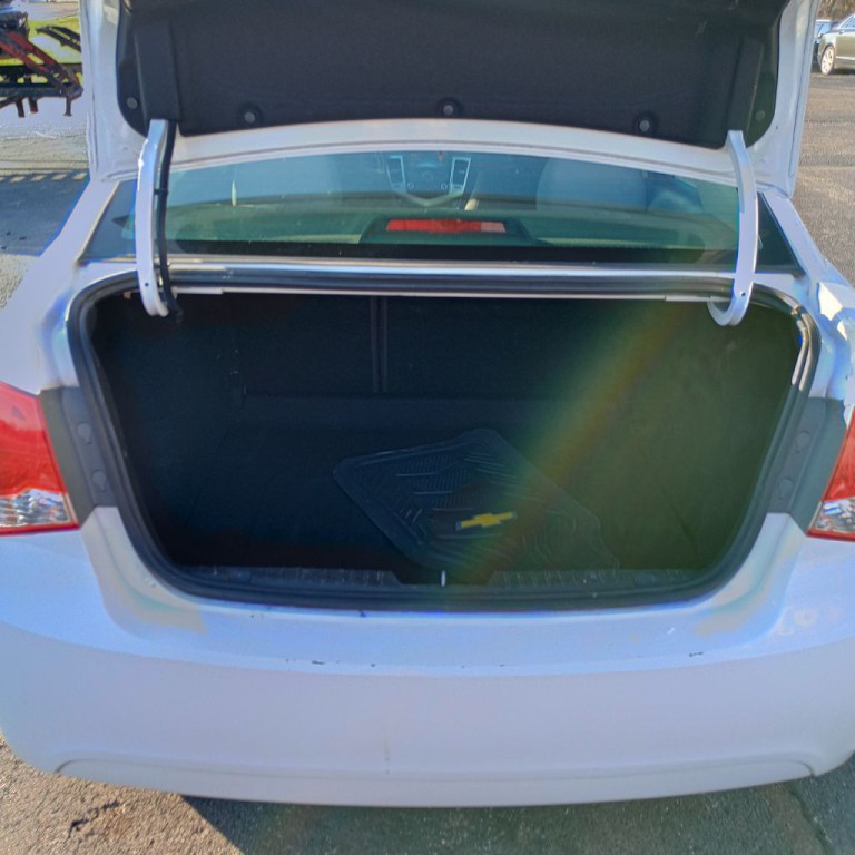 2016 Chevrolet Cruze Image 18