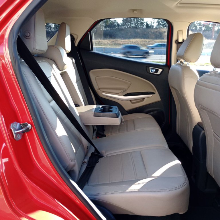 2020 Ford Econoline Image 18