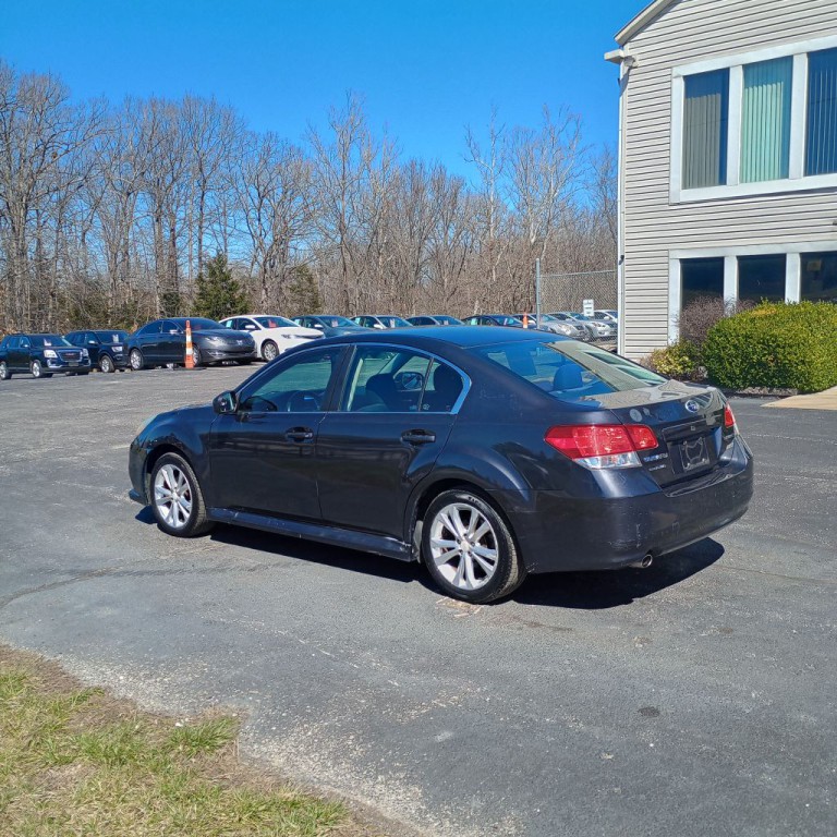 2013 Subaru Legacy Image 3