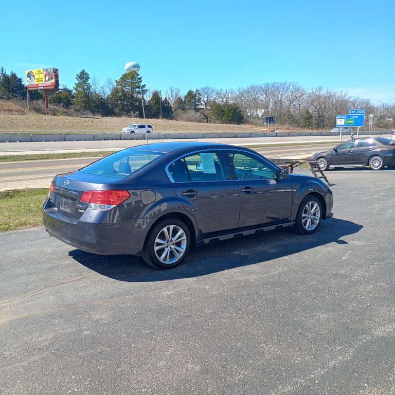 2013 Subaru Legacy Image 5