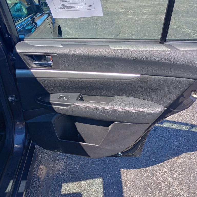 2013 Subaru Legacy Image 19