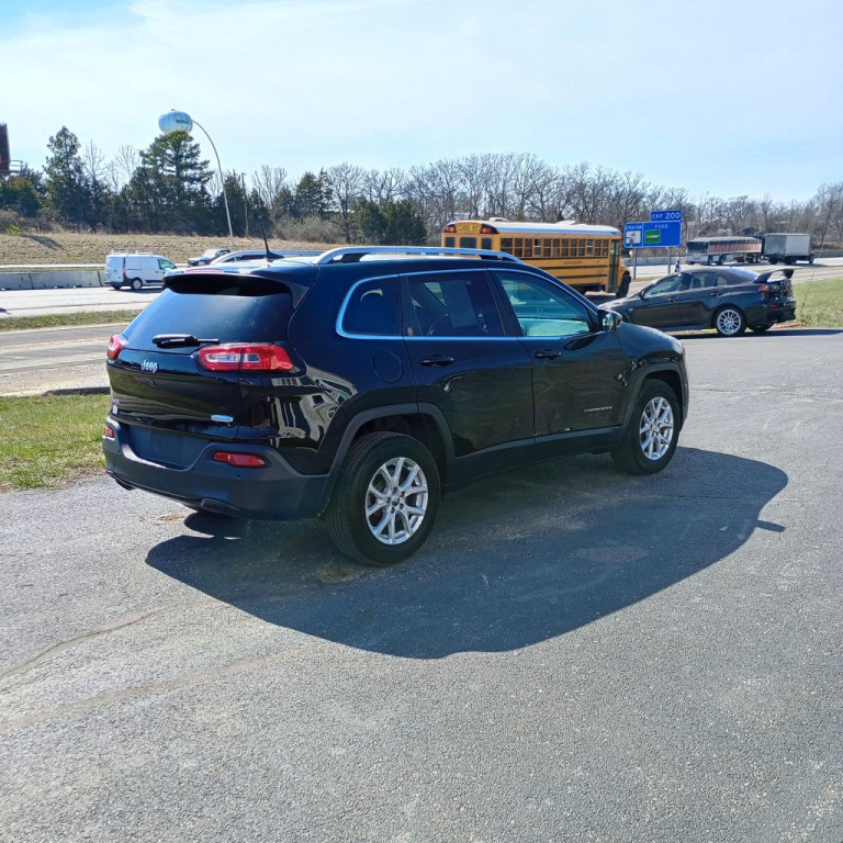 2018 Jeep Cherokee Image 5
