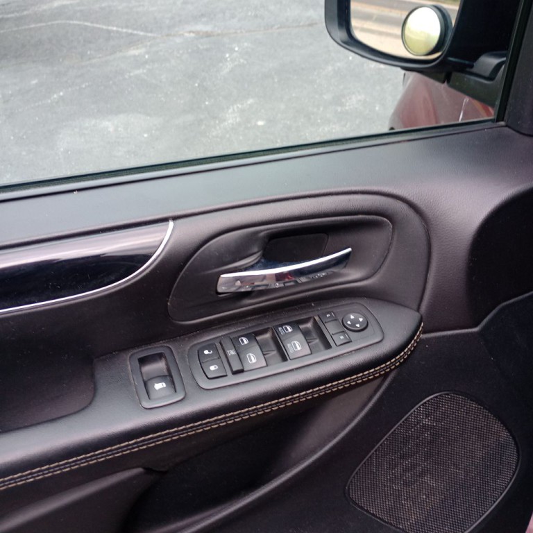 2018 Dodge Grand Caravan Image 12