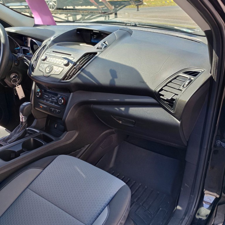 2017 Ford Escape Image 21