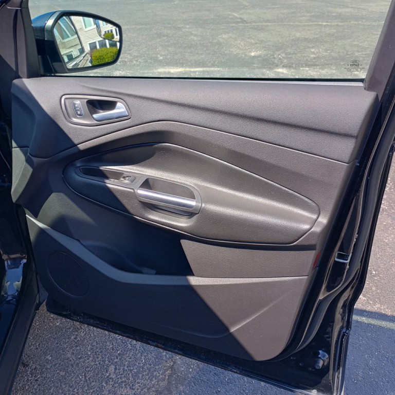 2017 Ford Escape Image 22