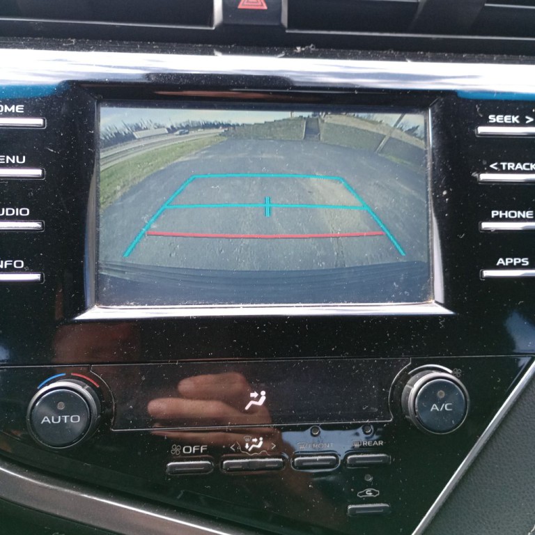 2018 Toyota Camry Image 14