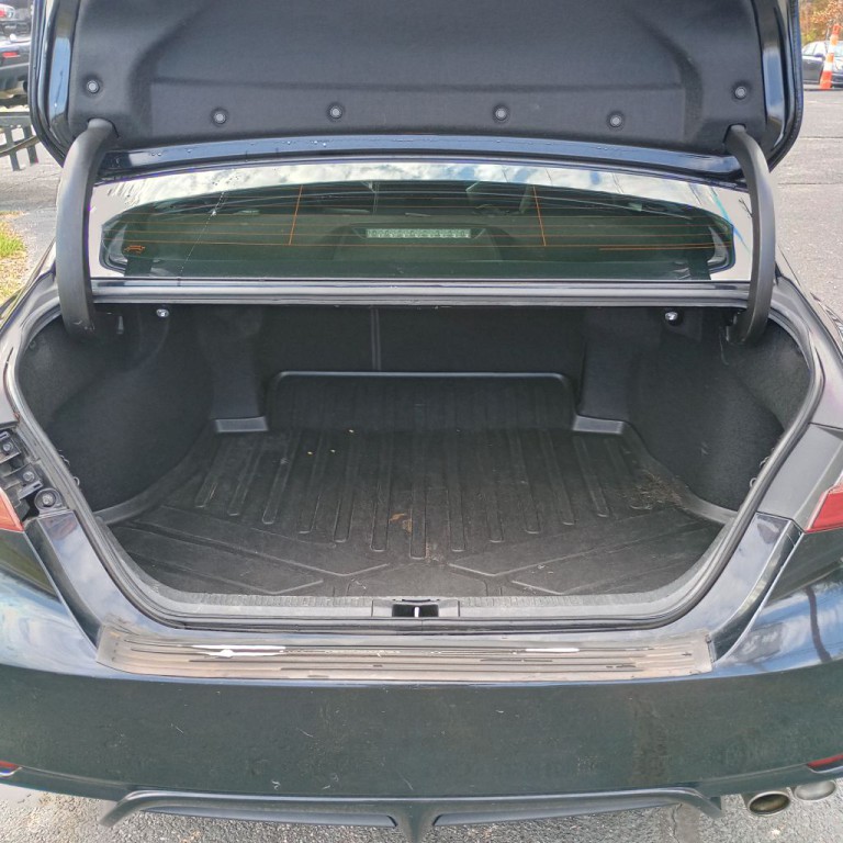 2018 Toyota Camry Image 18